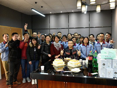 秋葵APP官网免费下载网址大全2018年公司员工生日会
